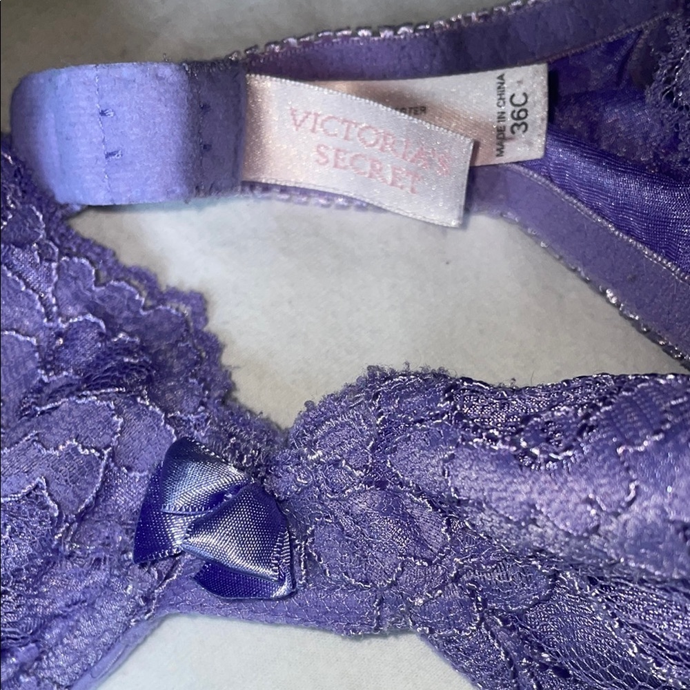 Victoria's Secret Purple Lace Bra with Underwire and Adjustable Straps - Picture 2 of 7
